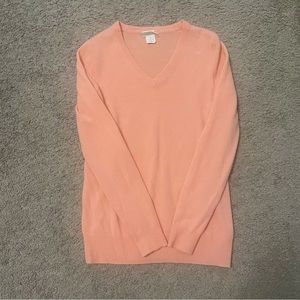 Pink V-neck  100% cashmere xs j crew sweater